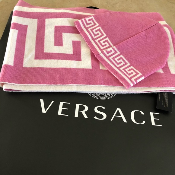 💕VERSACE💕 - Picture 16 of 16